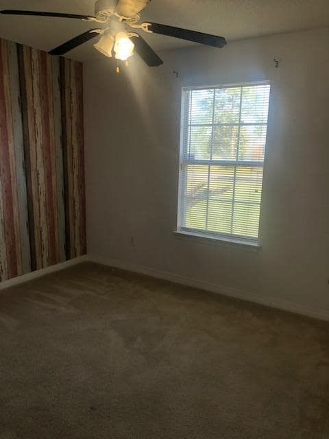Building Photo - 9317 E River Dr