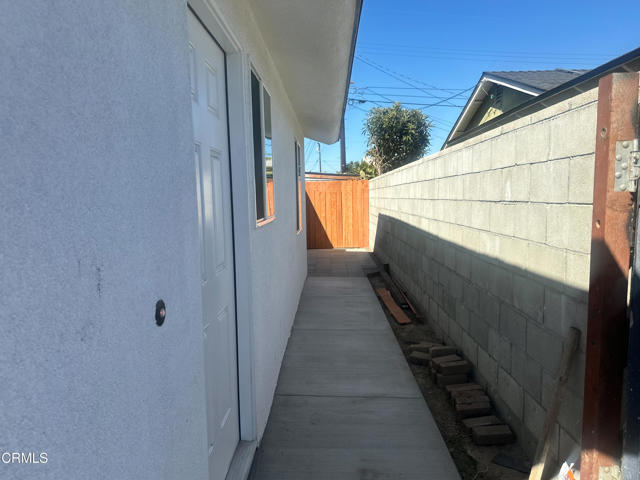 Building Photo - 237 Brucker Rd W