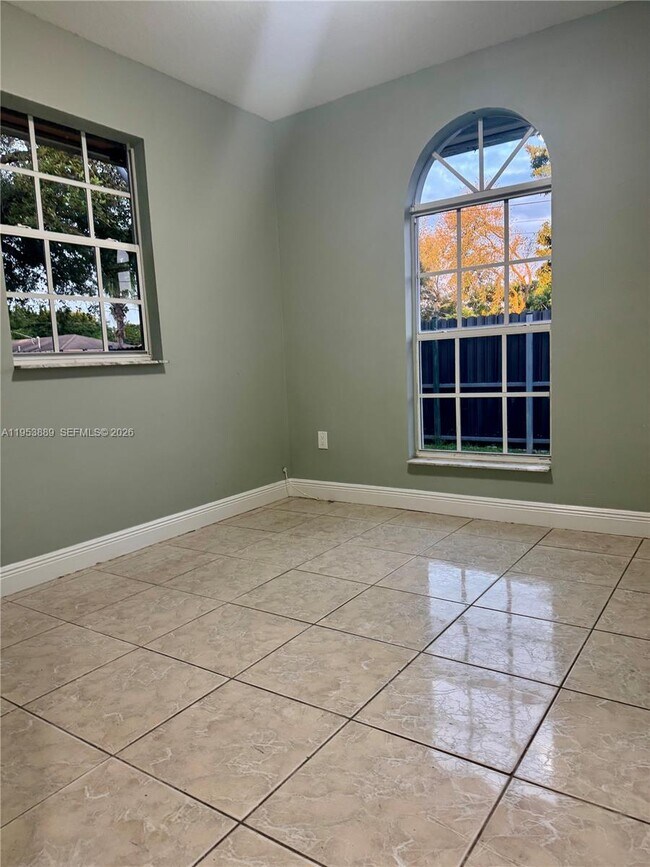 Building Photo - 601 NW 97th St