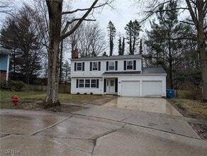 Building Photo - 1565 Chadwick Rd