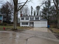 Building Photo - 1565 Chadwick Rd