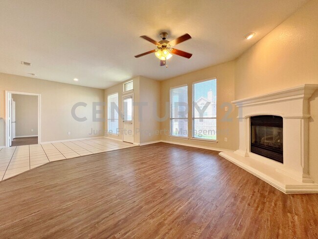 Building Photo - Beautiful 3/2/2 Home in Northwest ISD For ...