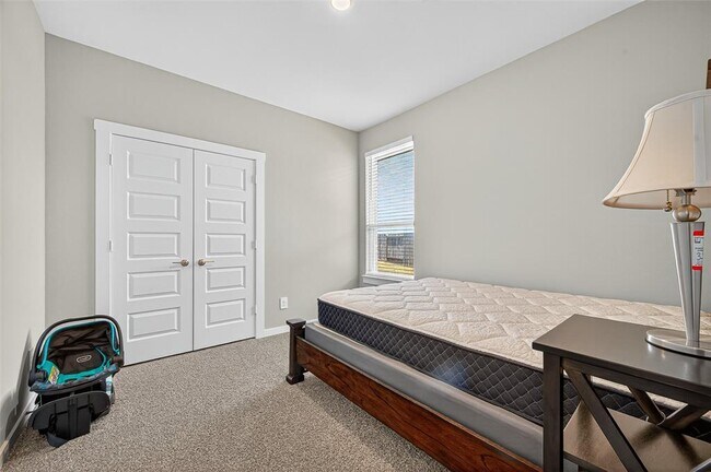 Building Photo - 3806 Favor Frst Ct