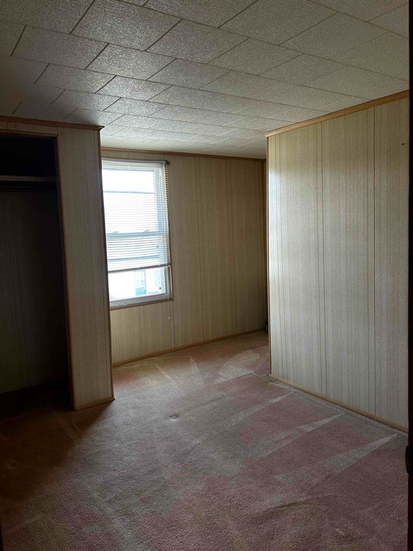 Building Photo - 383 Carver St
