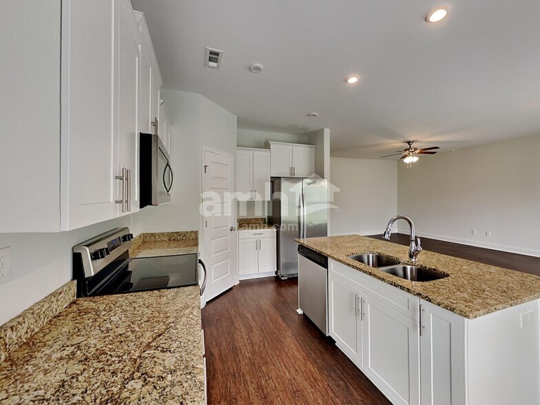 Building Photo - 5058 Mountain Springs Rd