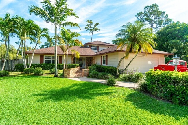 Building Photo - 12101 Tumbleweed Ct