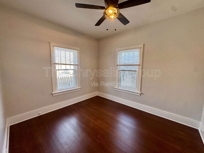 Building Photo - 222 W Campbell St