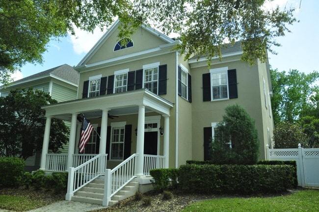 Building Photo - 607 Nadina Pl