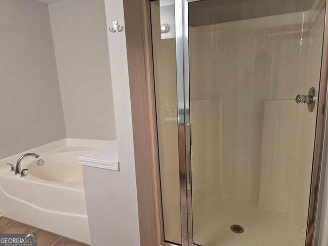 Building Photo - 1313 Stone Bay Dr SW