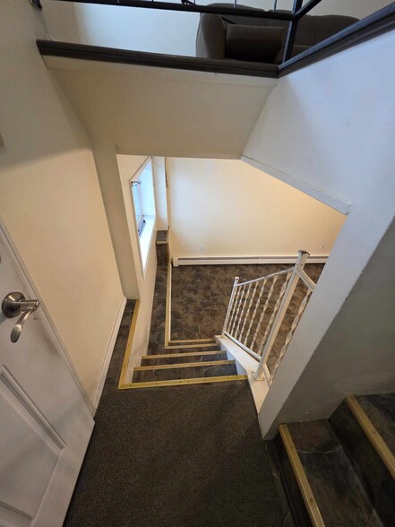 Staircase - 253 Main St