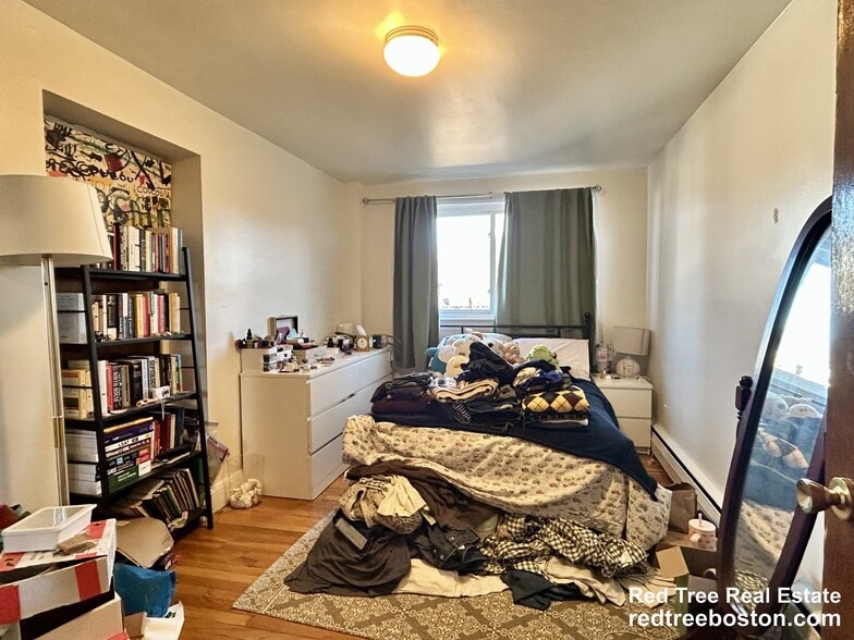 Building Photo - 199 Winthrop Rd