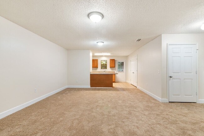 Building Photo - 22577 Mattingly St