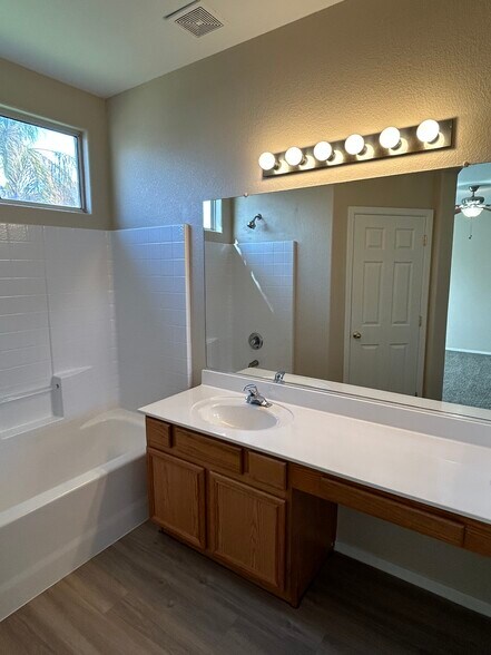 Building Photo - 3783 E Woodside Way