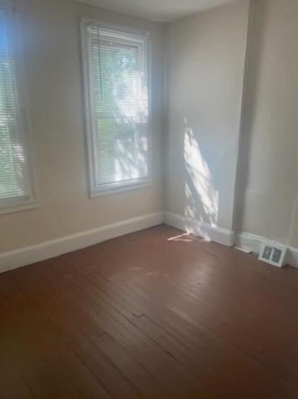 Building Photo - 926 Forrester Ave