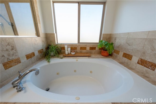 Building Photo - 2207 Warfield Ave