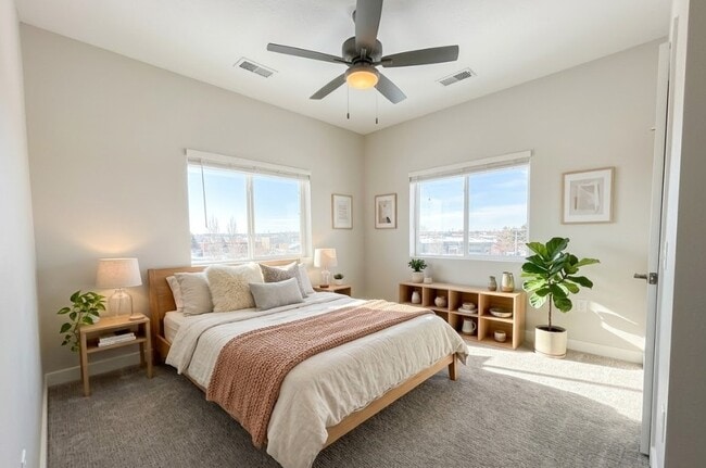 Emerald Master Bedroom - The Jade on Tremont