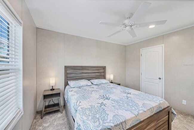 Building Photo - 3230 Smith St