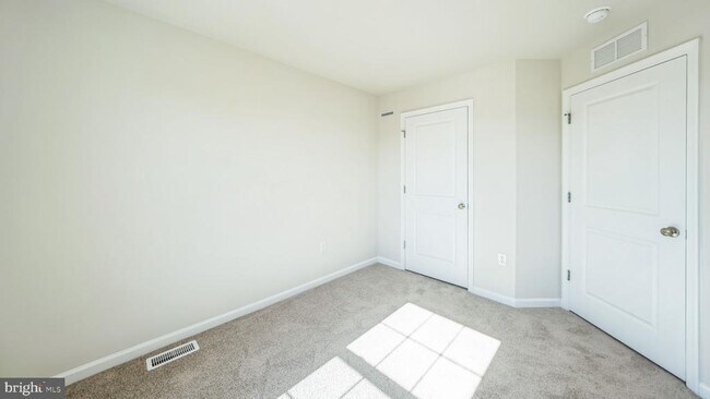 Building Photo - 178 Bell Ct