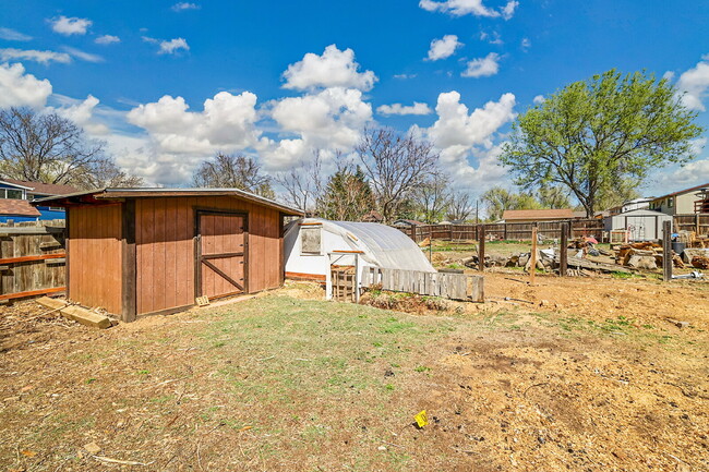 Building Photo - $2,495.00 - 4 Beds 2 Baths, Single Family ...