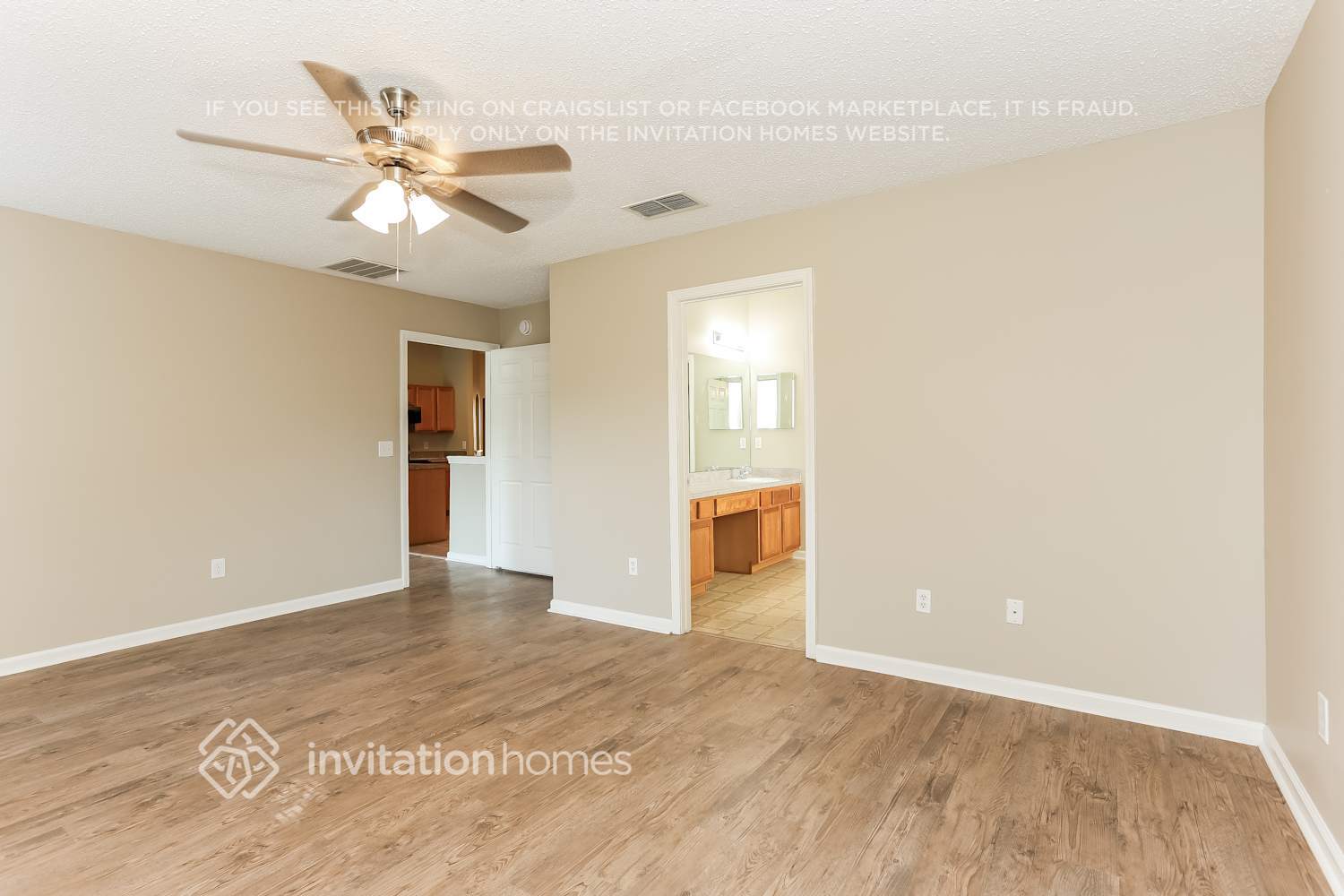 Building Photo - 10996 Apple Blossom Trail E