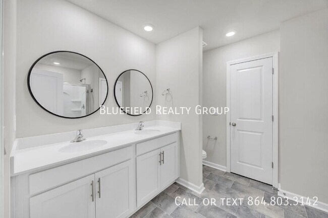 Building Photo - 1329 Wunder Way