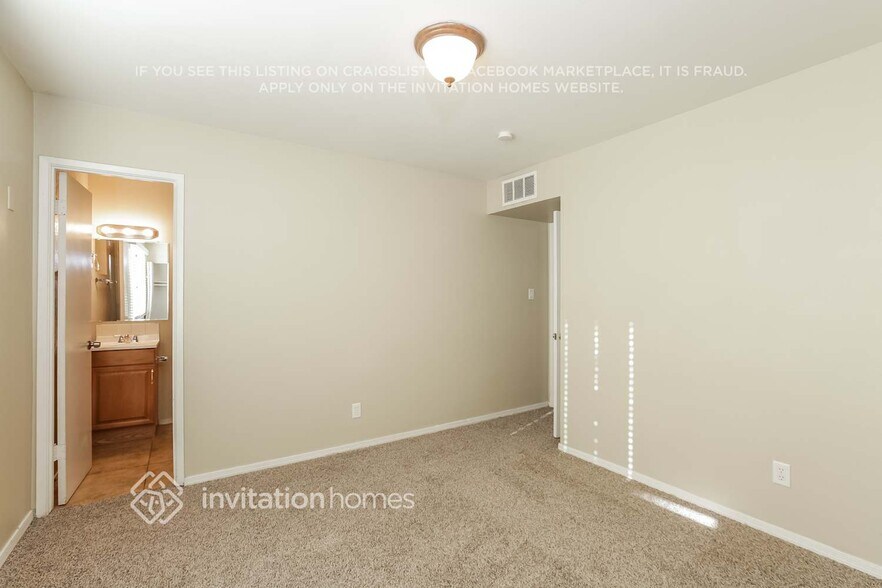 Building Photo - 5302 W Edgemont Ave