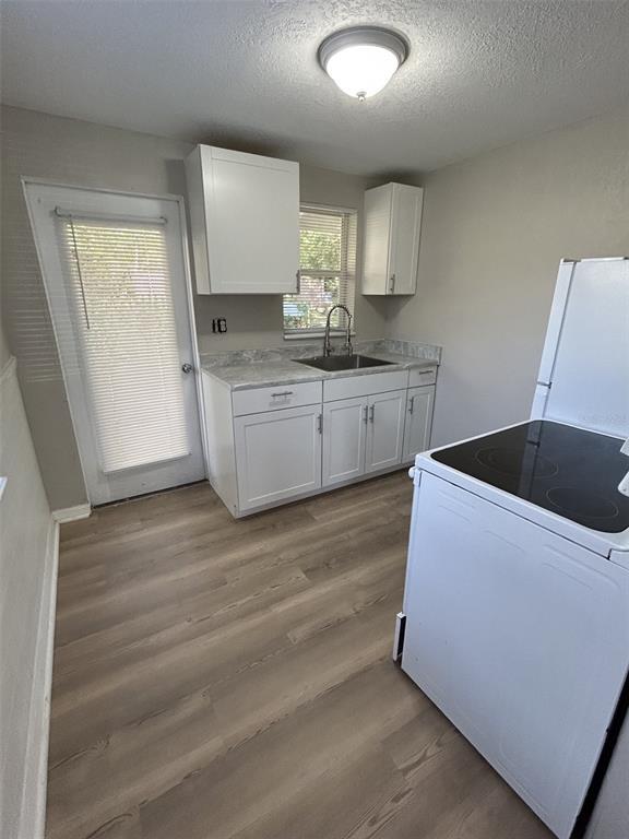 Building Photo - 2899 E Crooked Lake Dr