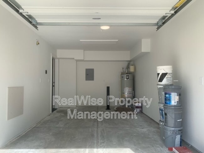 Building Photo - 1184 Fruitdale Dr