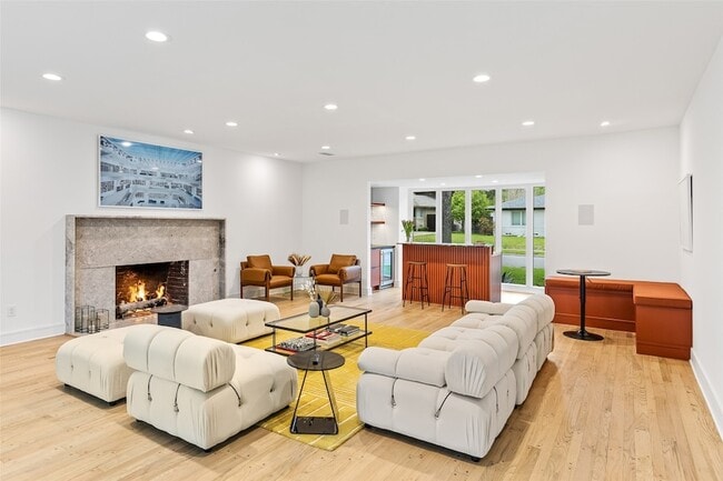 Building Photo - 5239 Edmondson Ave