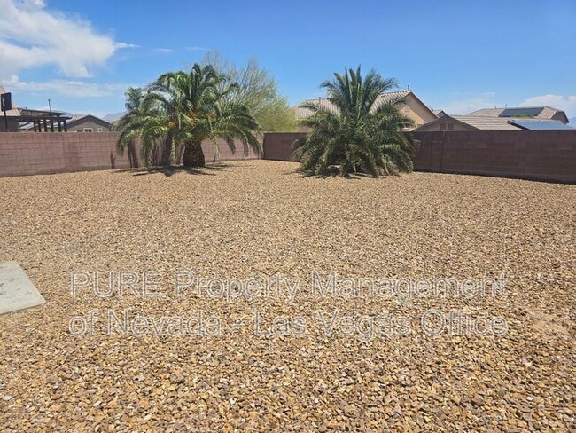 Building Photo - 3904 Ropers Ranch St
