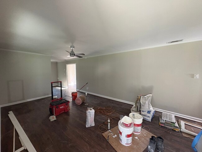 Building Photo - 2018 Louisiana Ave