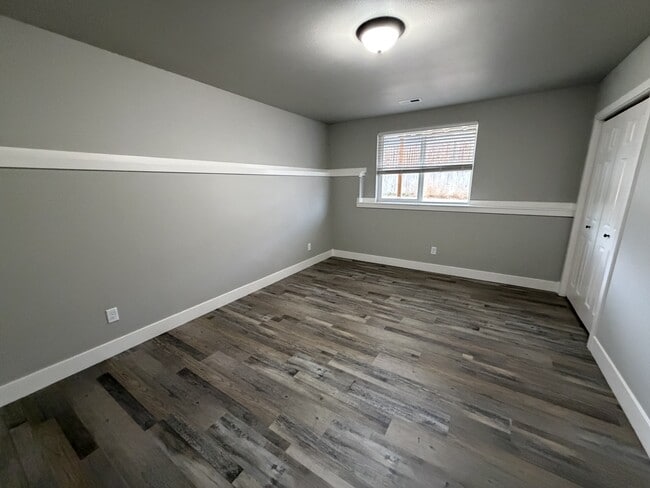 Building Photo - 1331 Lynn Ave