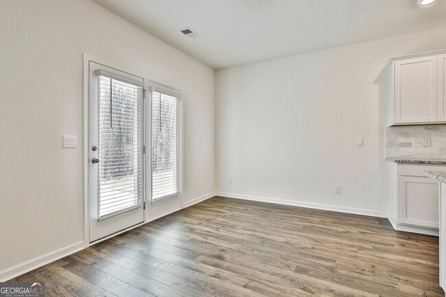 Building Photo - 166 Woodbrook Trl