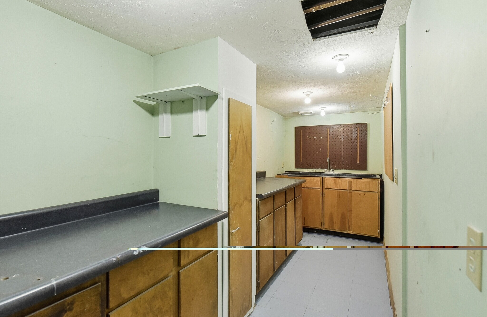 Building Photo - 4709 Shirley St