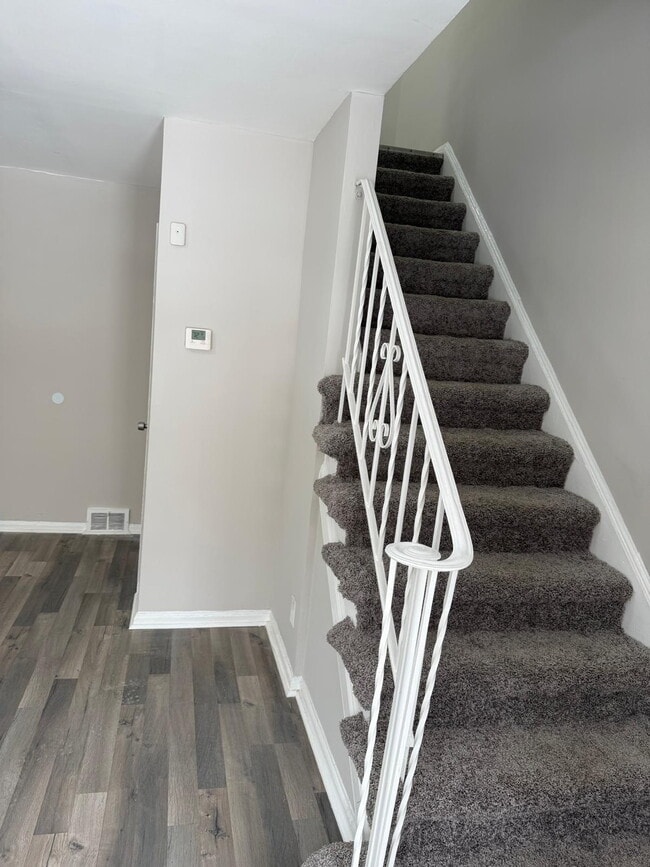 Building Photo - 1431 Edgewood Ave