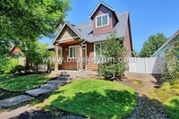 Building Photo - 3 Bed, 2.5 Bath Home in Battle Ground With Primary Suite on Main Floor