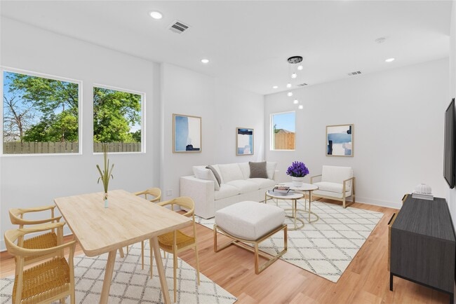 Building Photo - 6186 Eastland St