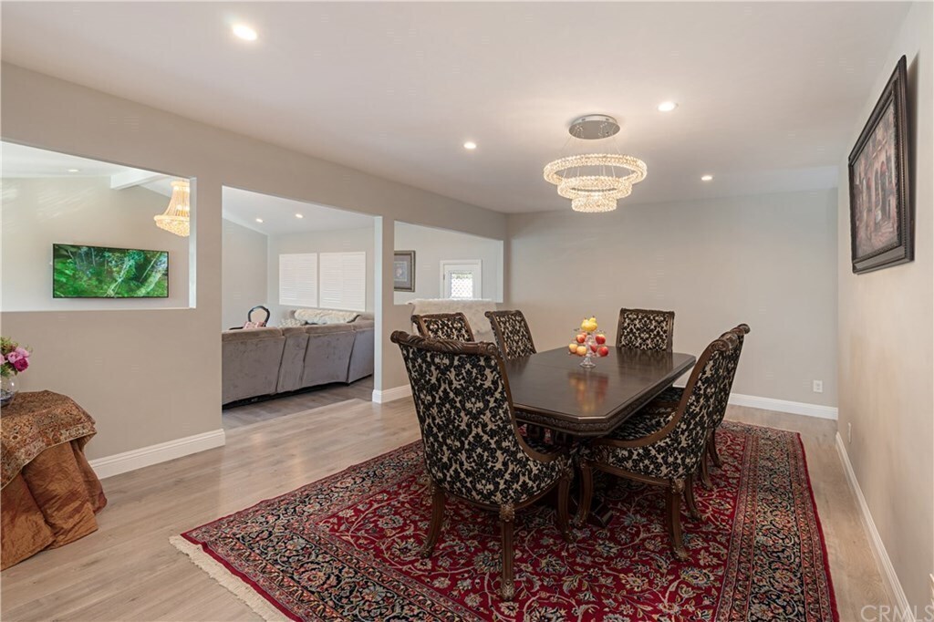 Dining - 2145 W Cris Ave