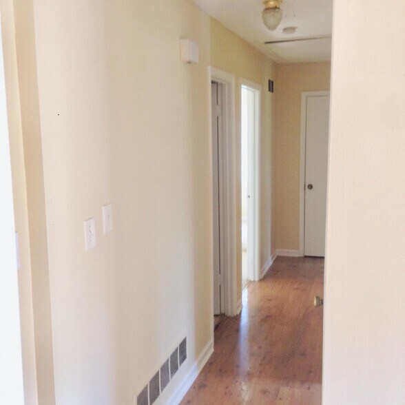 Primary Photo - 2814 Bomar Road