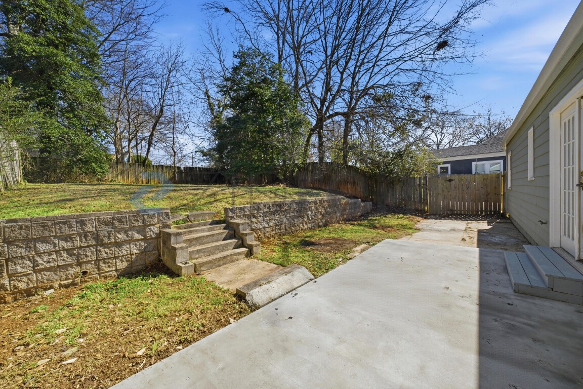 Building Photo - 1264 Hartford Ave SW