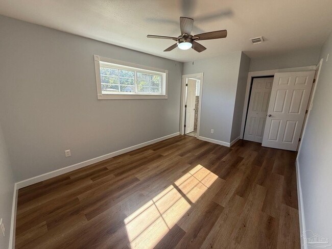 Building Photo - 808 Woodland Dr