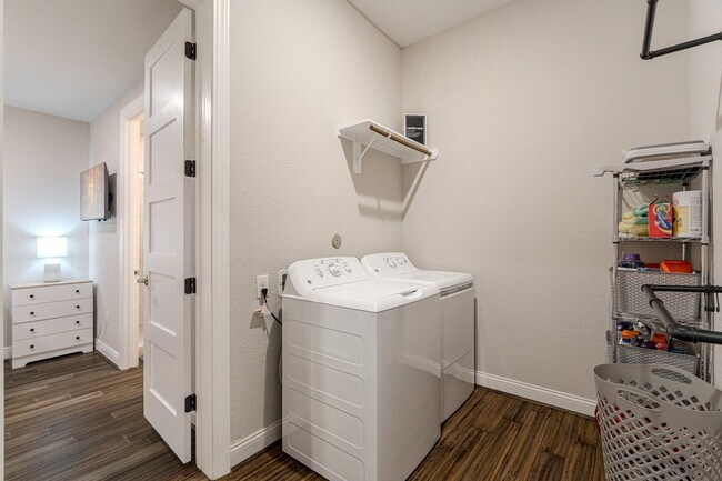 Building Photo - 25403 Angelwood Springs Ln