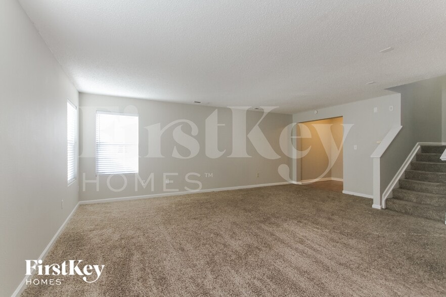 Building Photo - 10423 Apple Creek Dr