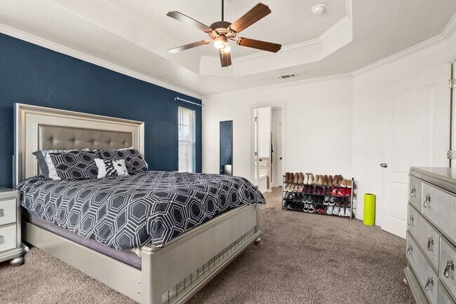 Building Photo - Single Family Home