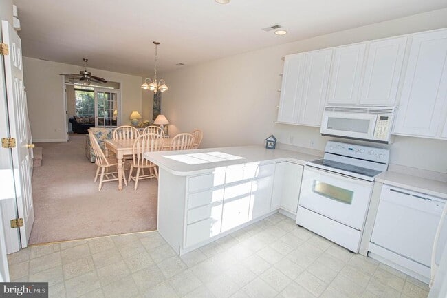 Building Photo - 38478 Ocean Blvd