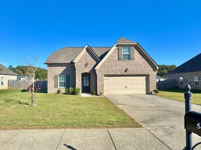 Primary Photo - Now Lasing a 4 Bedroom 2.5 bath home in Ho...