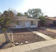 Building Photo - 2045 Stanford St