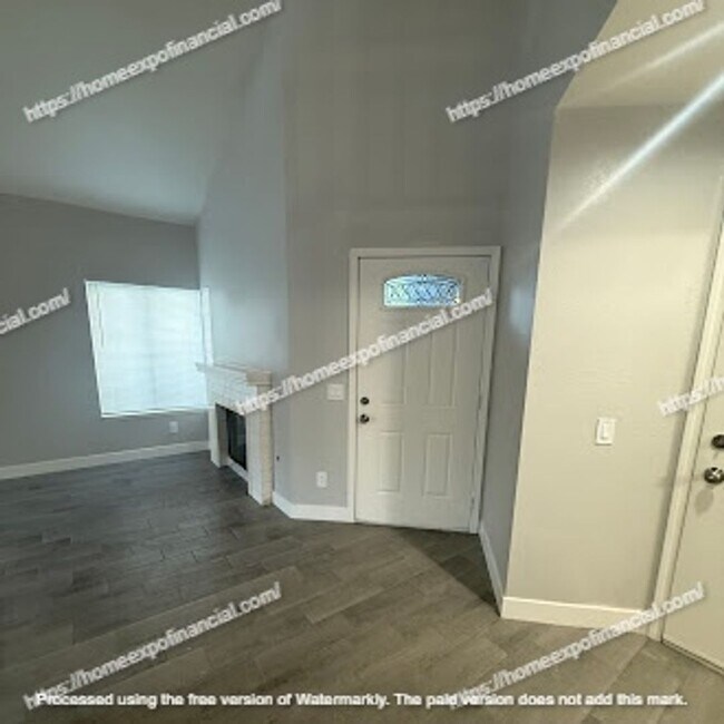 Building Photo - Nice Home For Rent