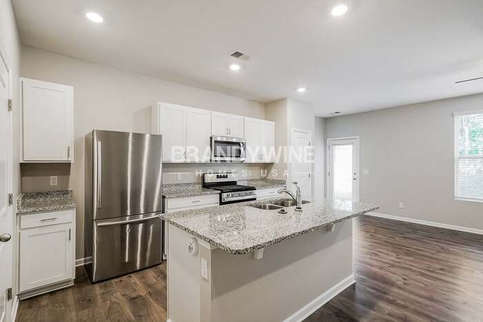 Building Photo - 1053 Woodbridge Blvd