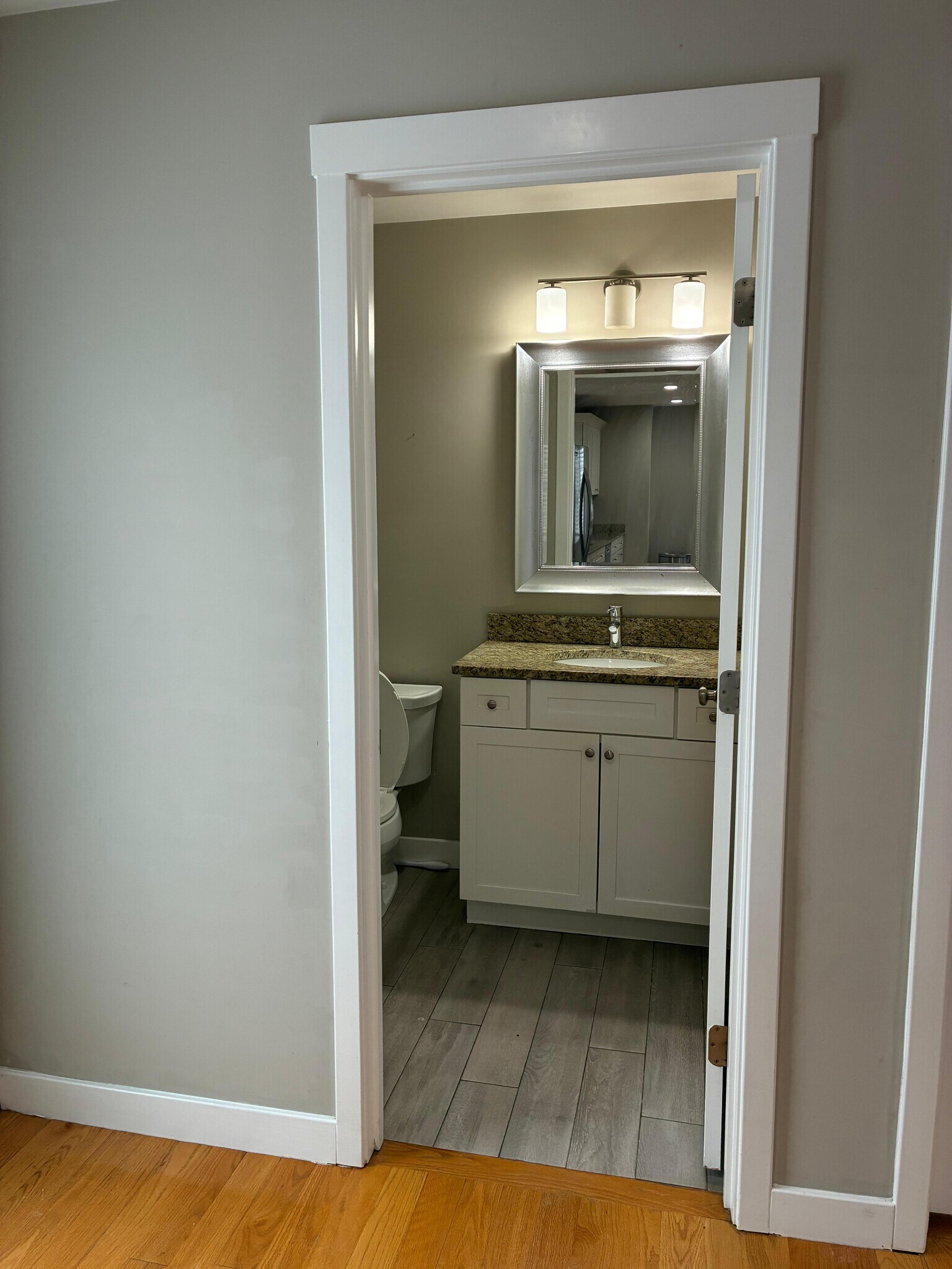 Building Photo - 4 Craftsman Ct